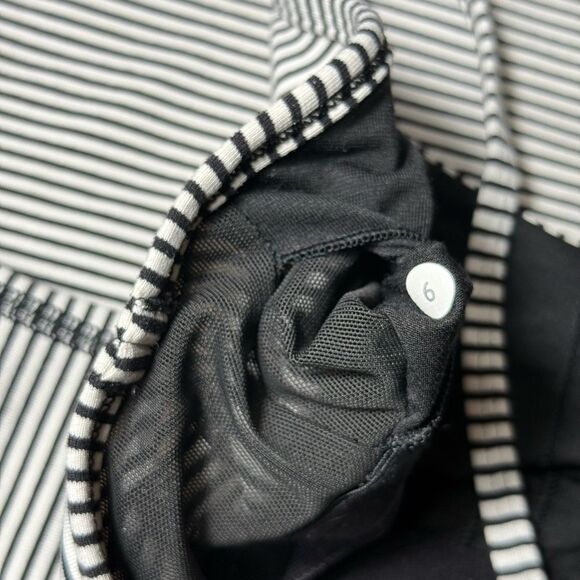 Lululemon Black & White Striped Power Y Racerback Tank Top - Picture 5 of 6